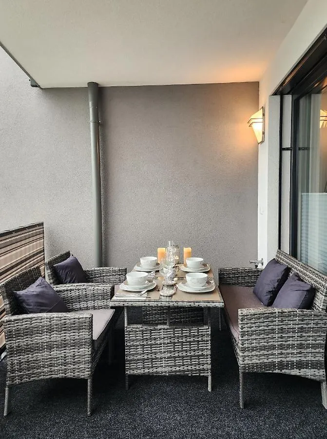 Vienna Green - Modern New Apartment, Old Danube